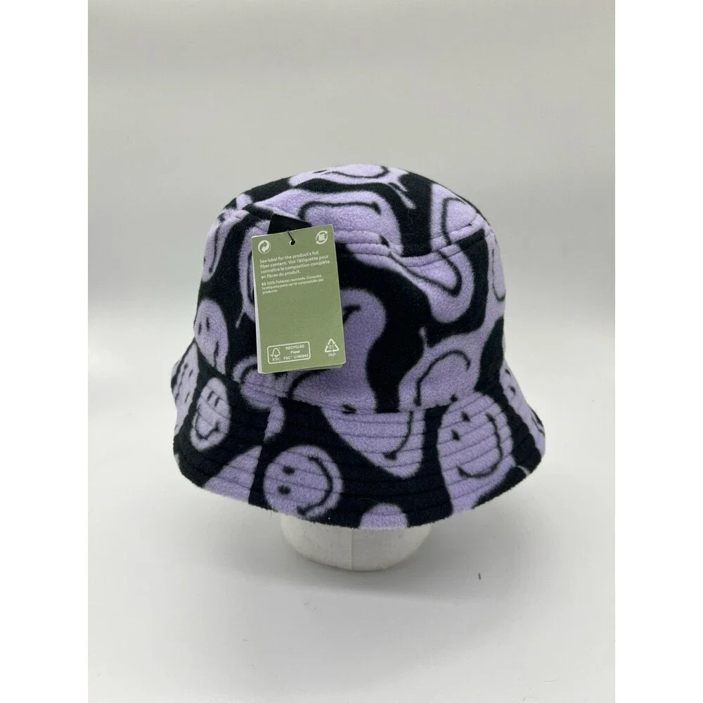 H&M smiley hat